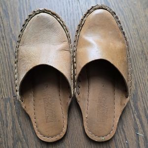 Mohinder Heritage Solid Slide in Honey, size 7